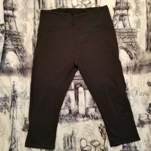 Black Cotton On Body Capri Leggings Size L